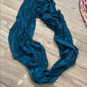 Blue scarf